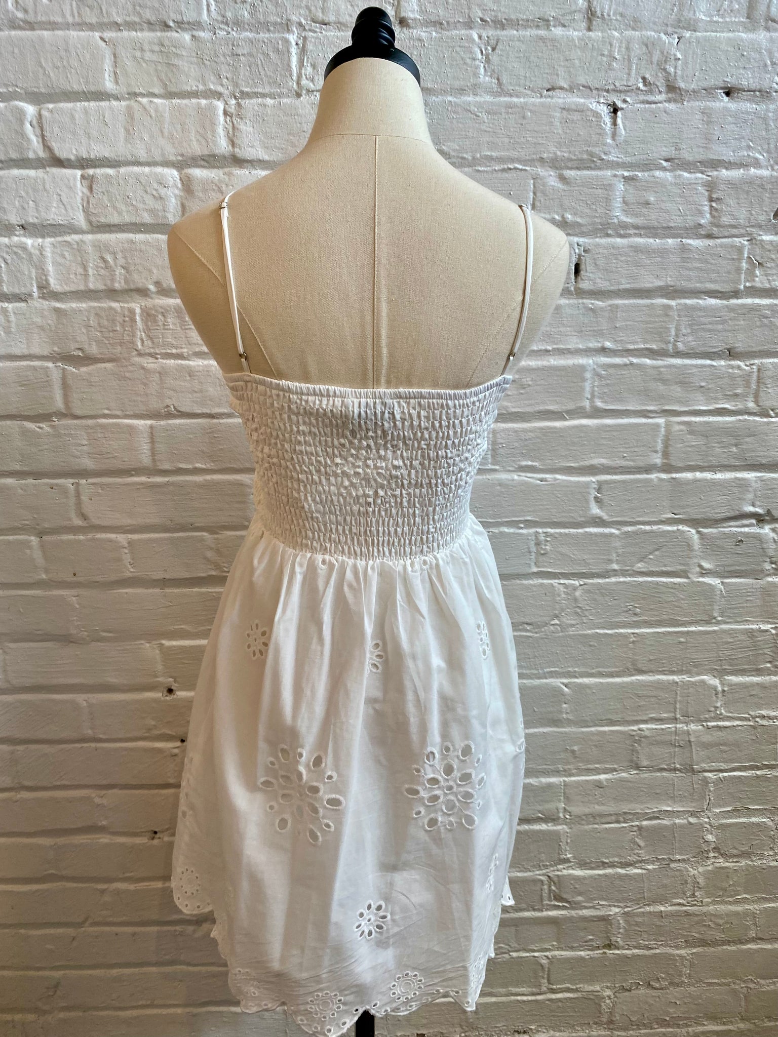 Bloomfield Eyelet Dress White / Large