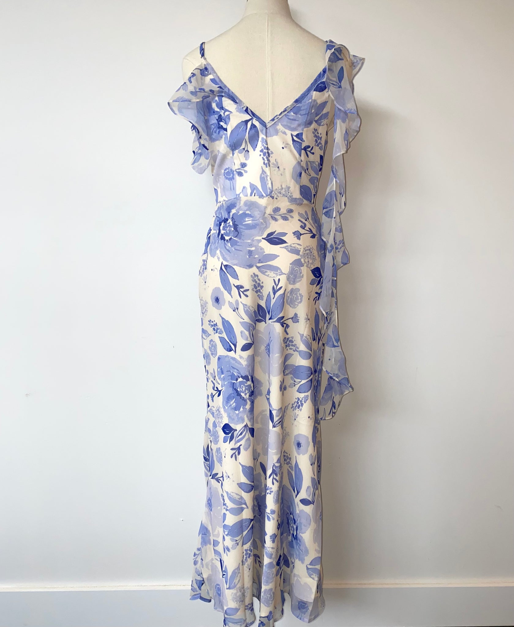 Floral Print V Neckline Maxi Dress