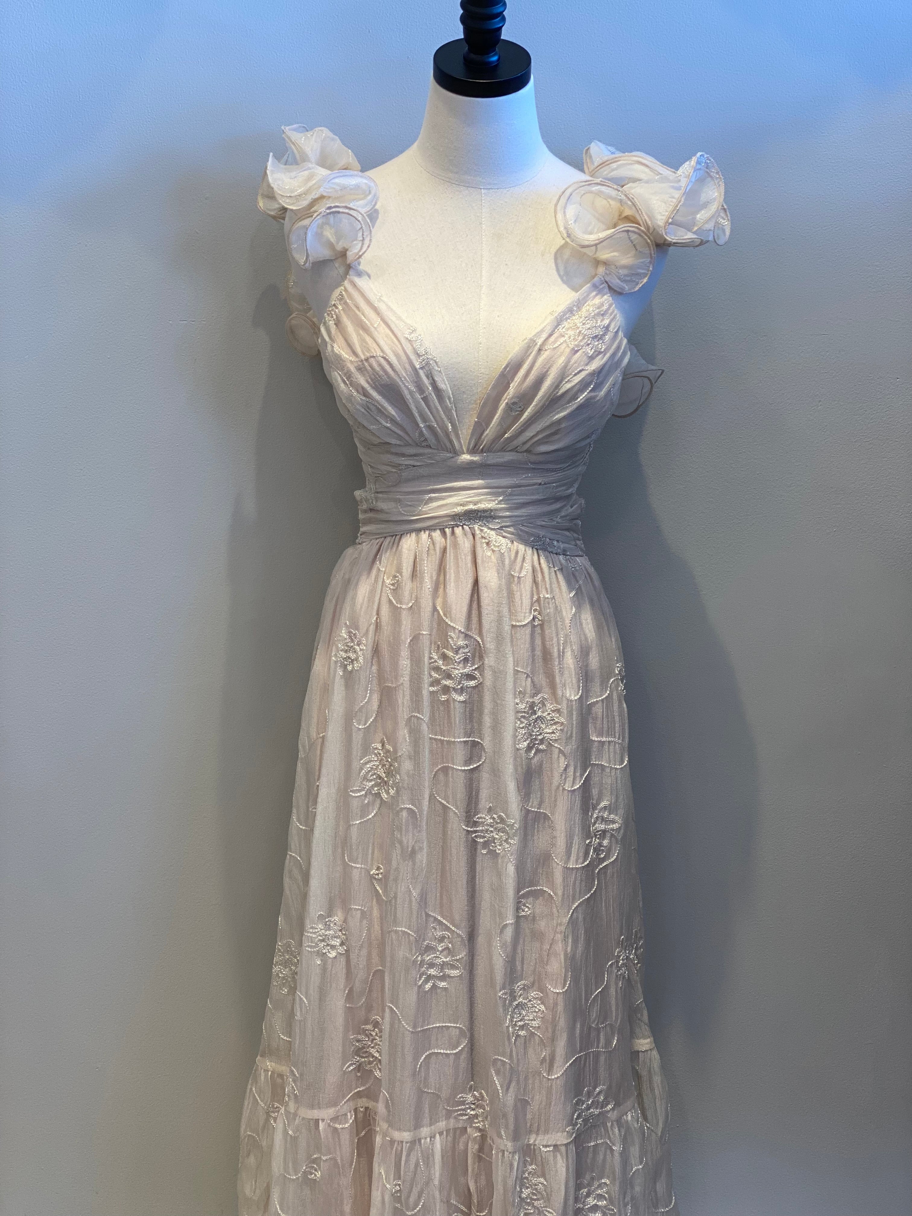 stay romance embroidered maxi dress Search results for: 'Stay Romance Embroidered Maxi Dress'