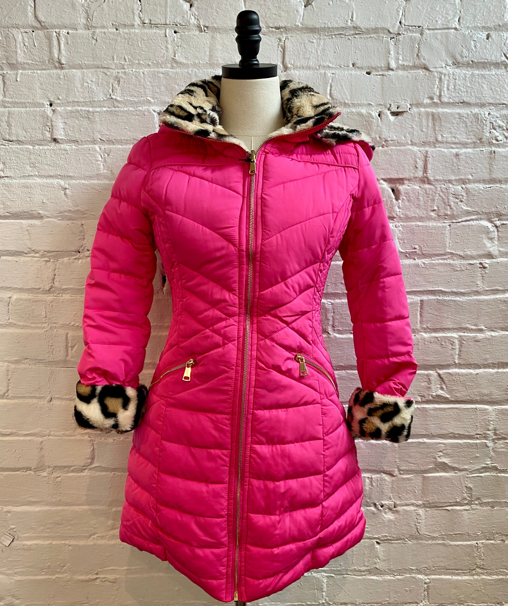 Reversible  Puffer Jacket w Faux Fur Lining/Hood