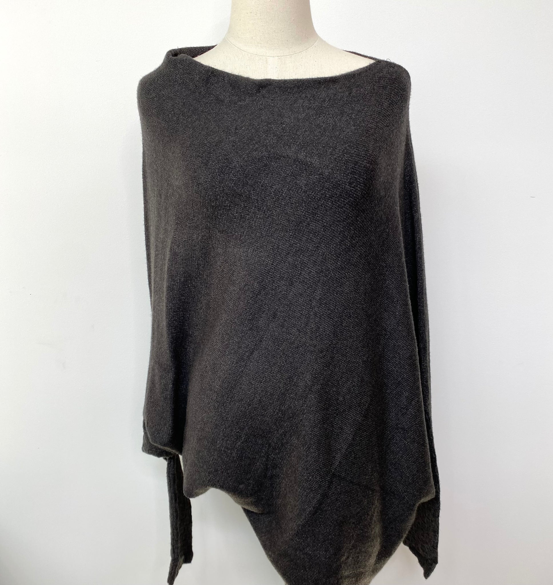 Long Sleeve Crewneck Loose Sweater/Poncho