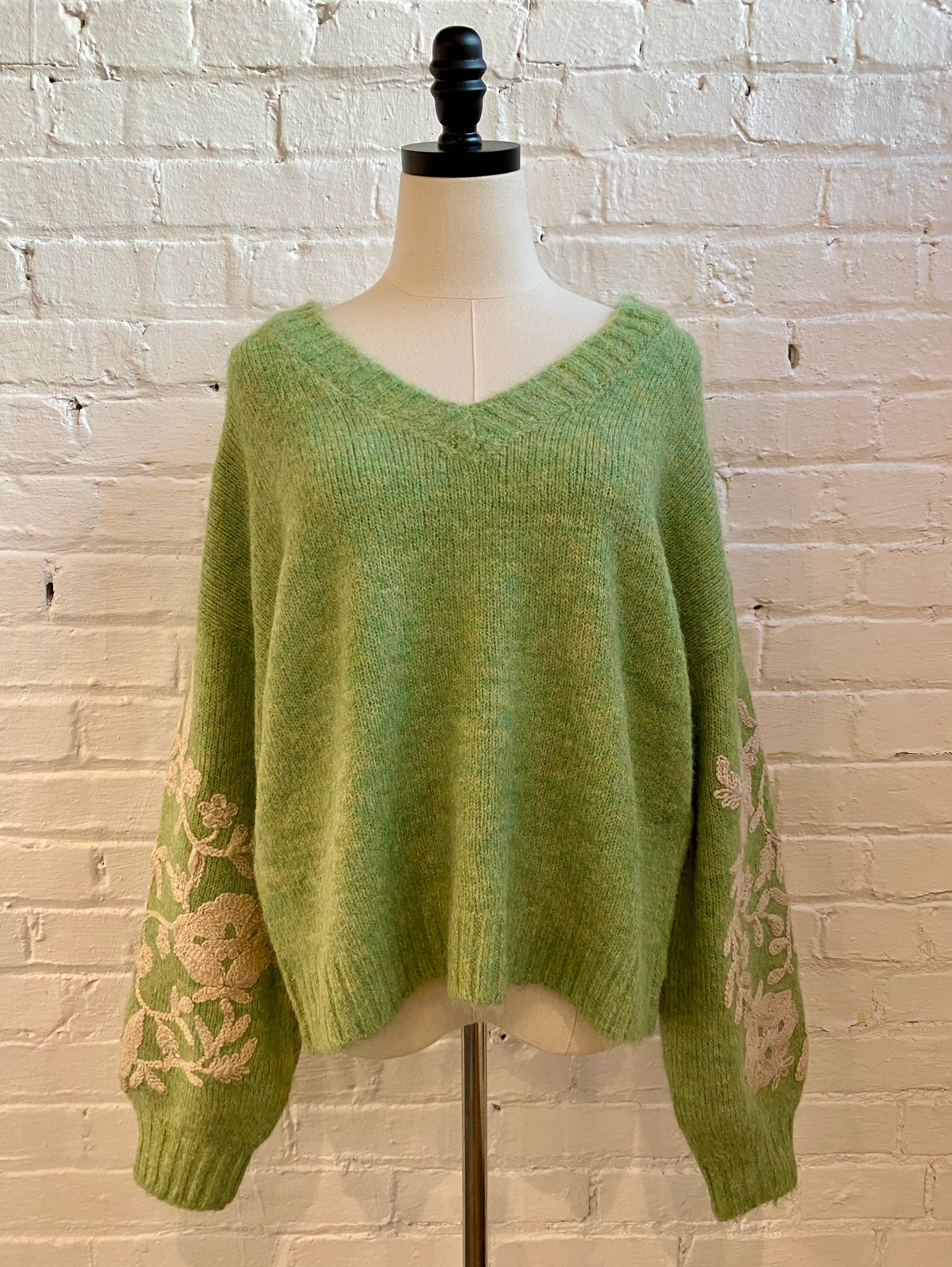 Green V-Neck Floral Sleeve Sweater