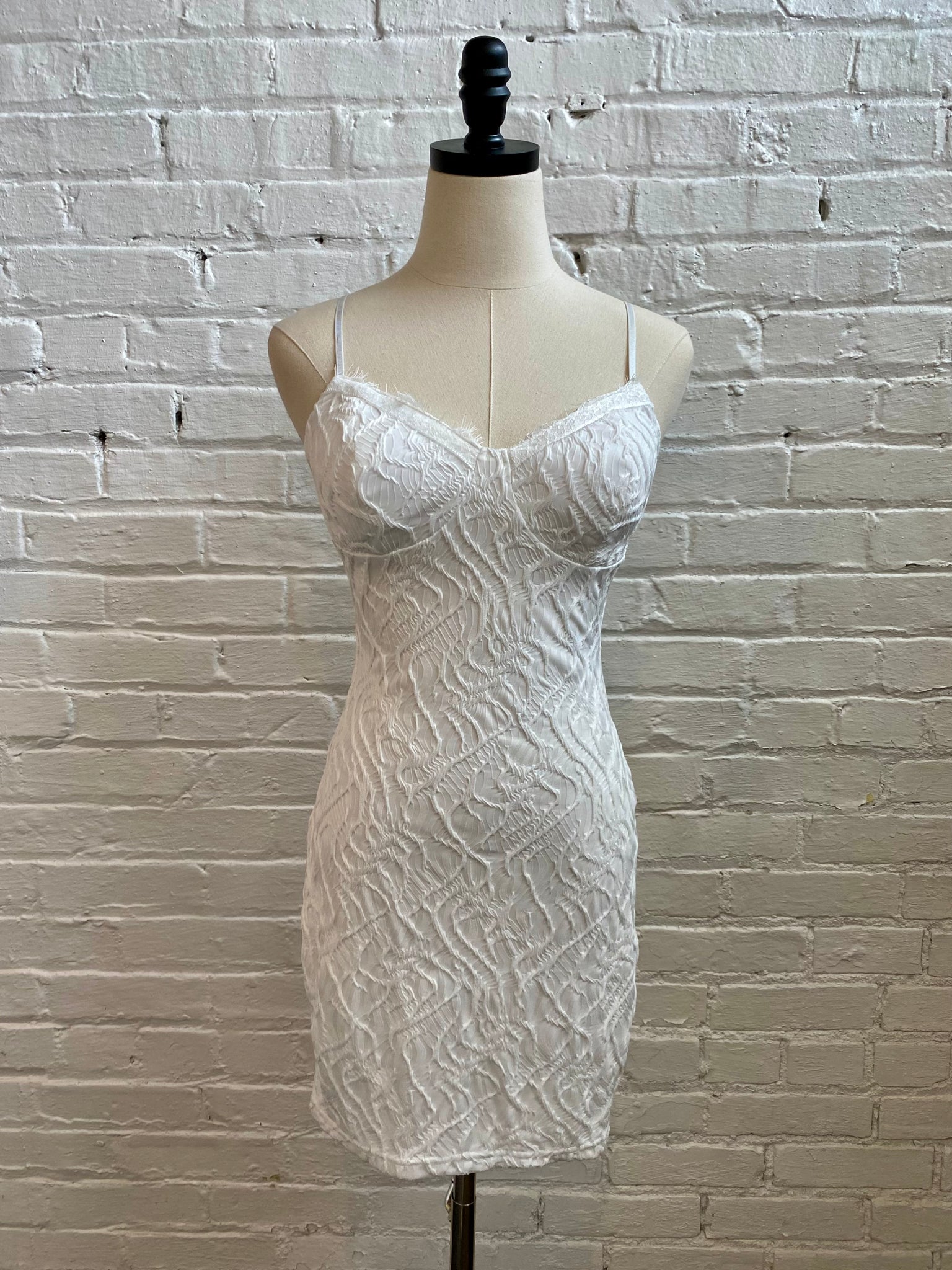 Swirl Pattern White Dress White / Large