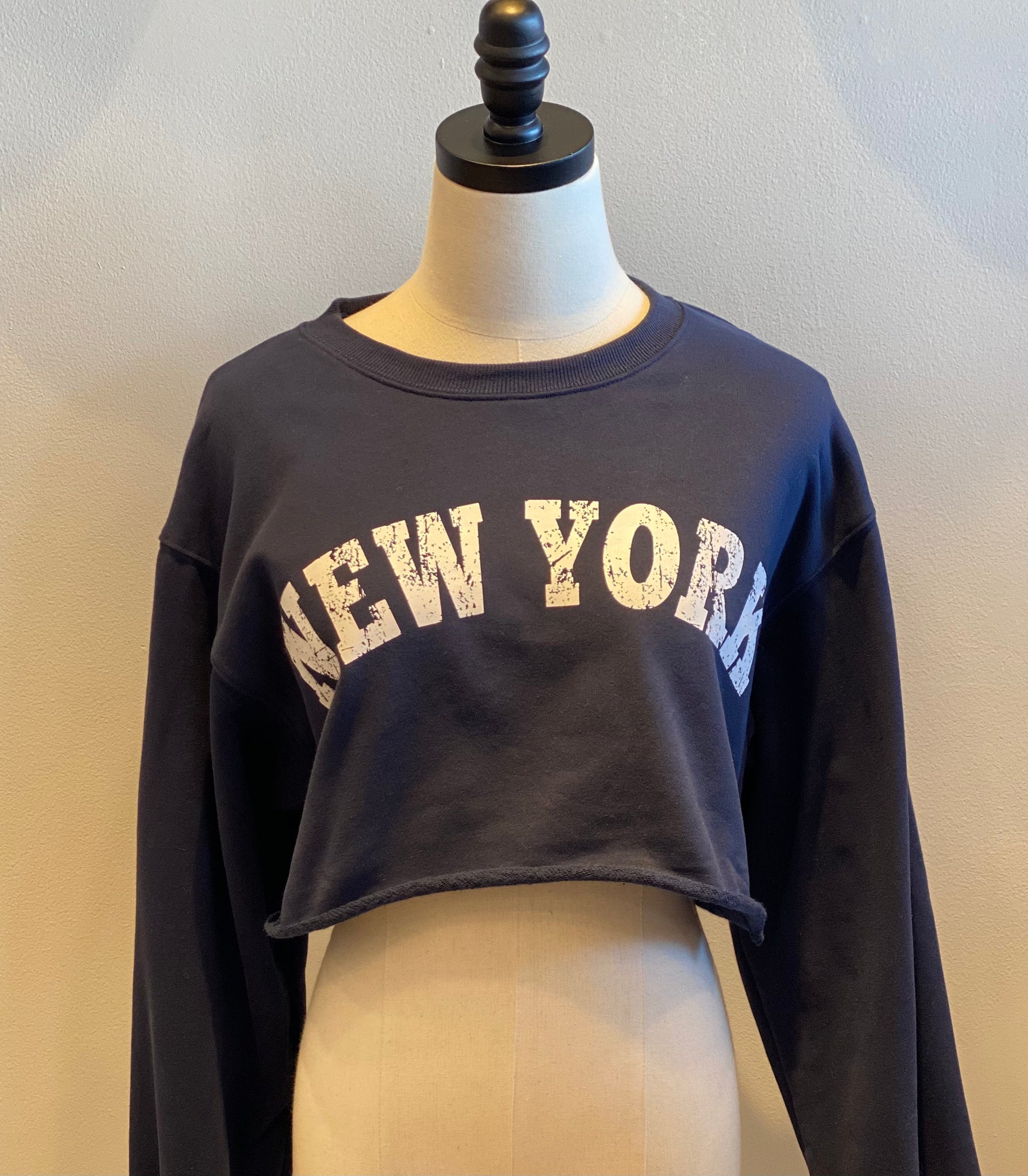 New York Cropped Sweatshirt