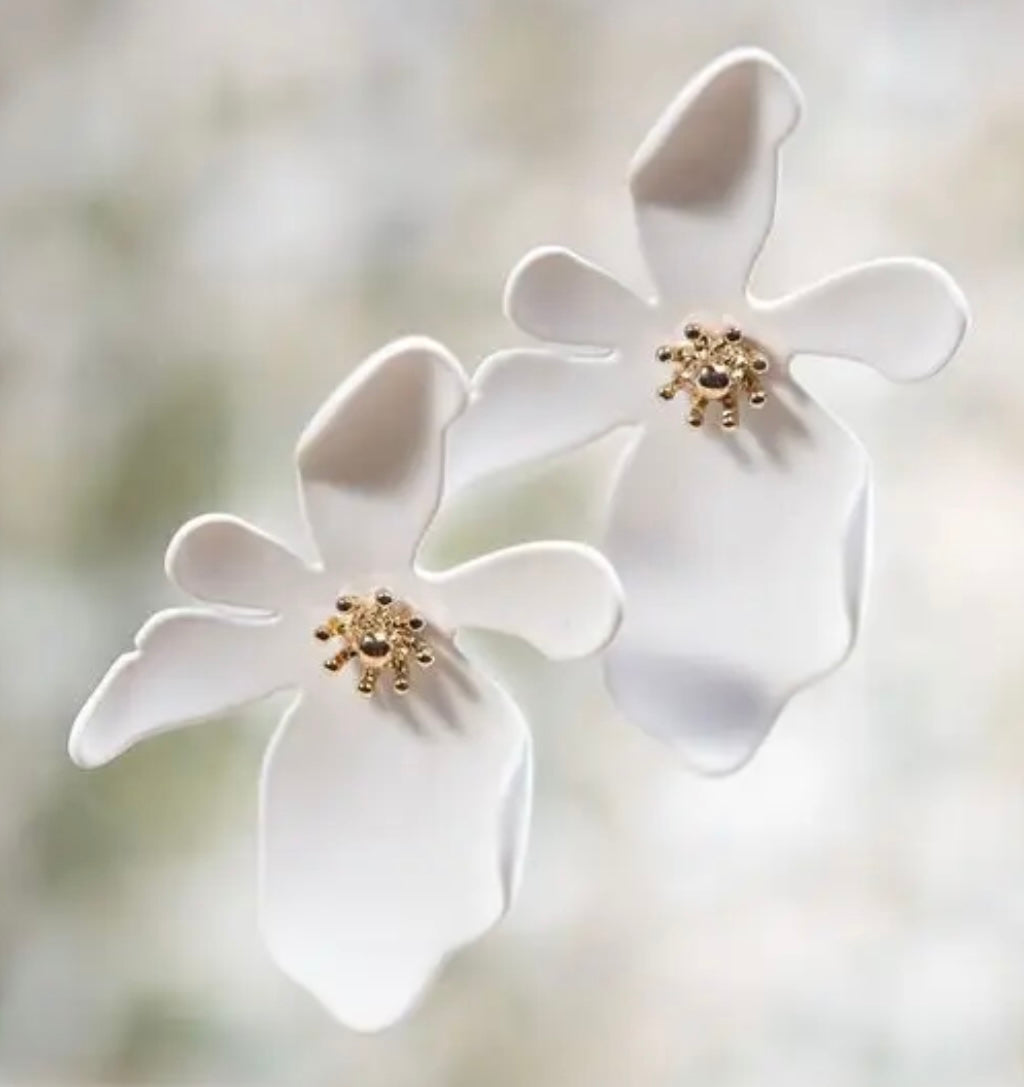 Oblong Flower Earring